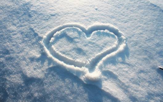 Winter-Love-Wallpapers-HD-Wallpaper[1]